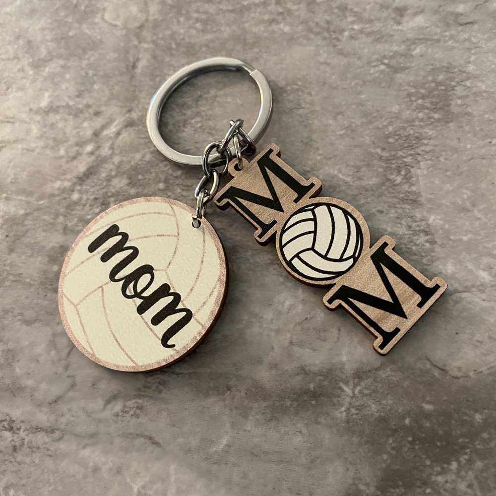 Volleyball 🏐 Mom keychain